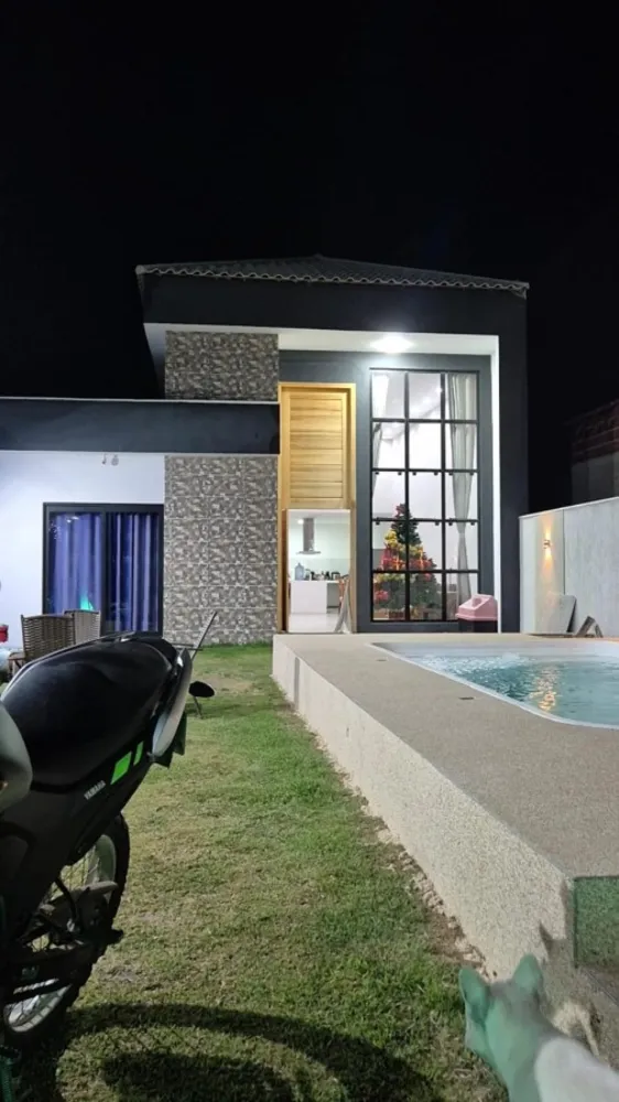Casa, 4 quartos, 144 m² - Foto 1