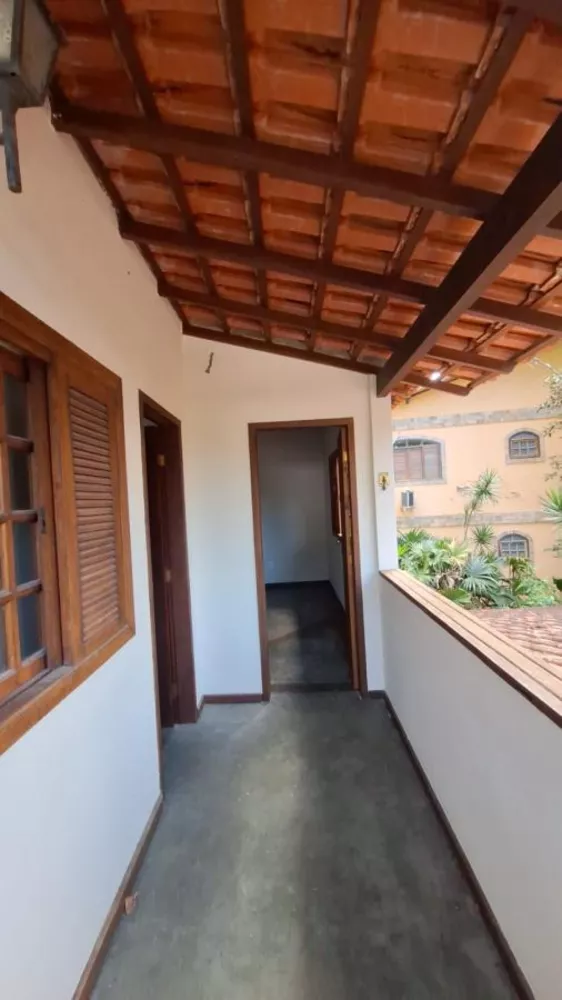 Casa, 4 quartos, 250 m² - Foto 4