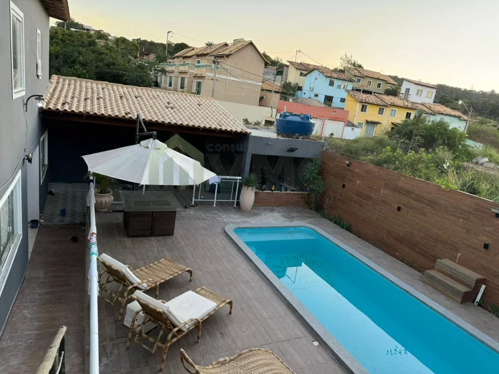 Casa, 4 quartos, 198 m² - Foto 1