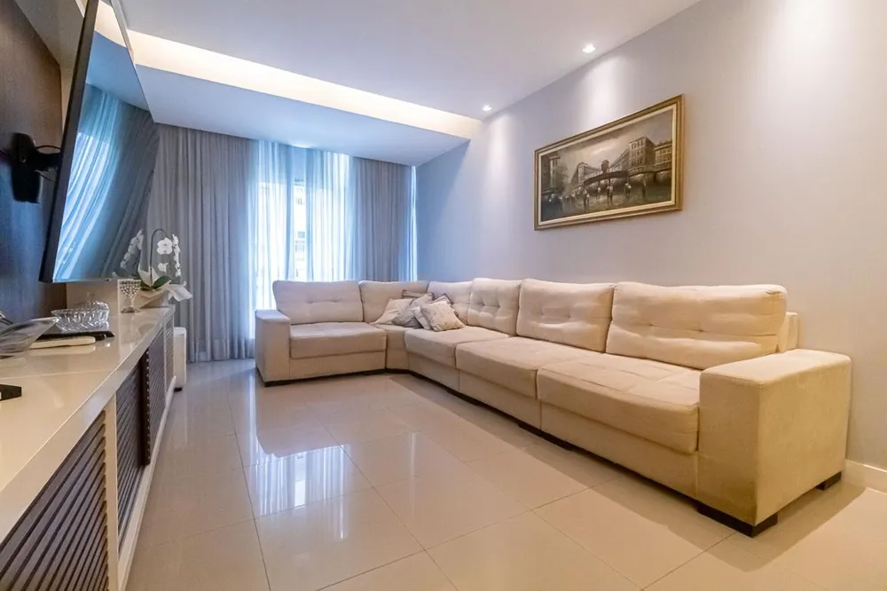 Apartamento, 3 quartos, 156 m² - Foto 2