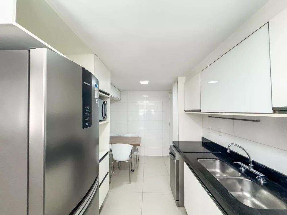 Apartamento, 3 quartos, 199 m² - Foto 11
