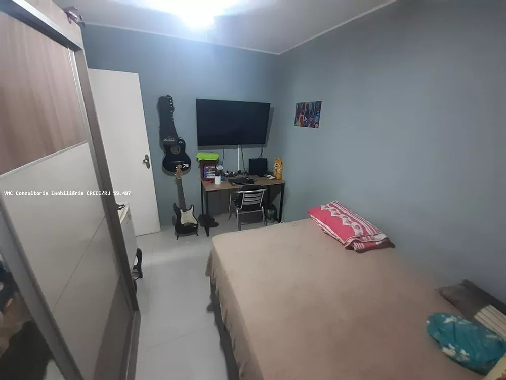 Casa à venda com 4 quartos, 240m² - Foto 17