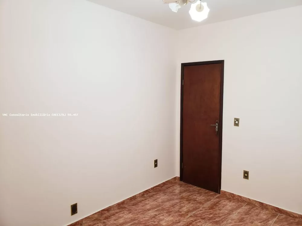 Casa, 4 quartos, 167 m² - Foto 2