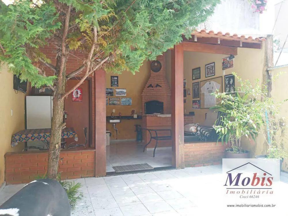 Sobrado, 4 quartos, 196 m² - Foto 1