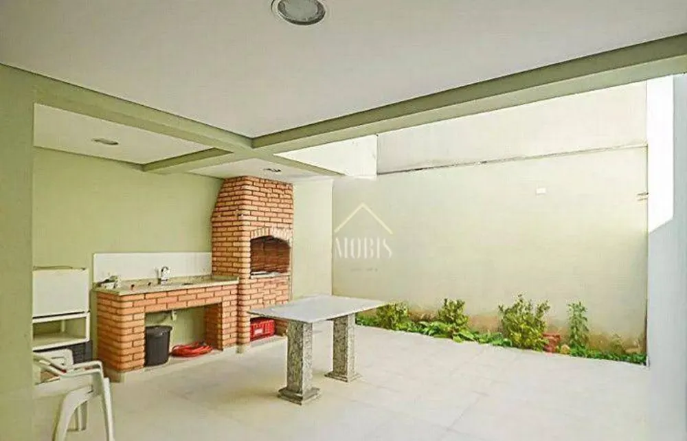 Sobrado, 3 quartos, 245 m² - Foto 1