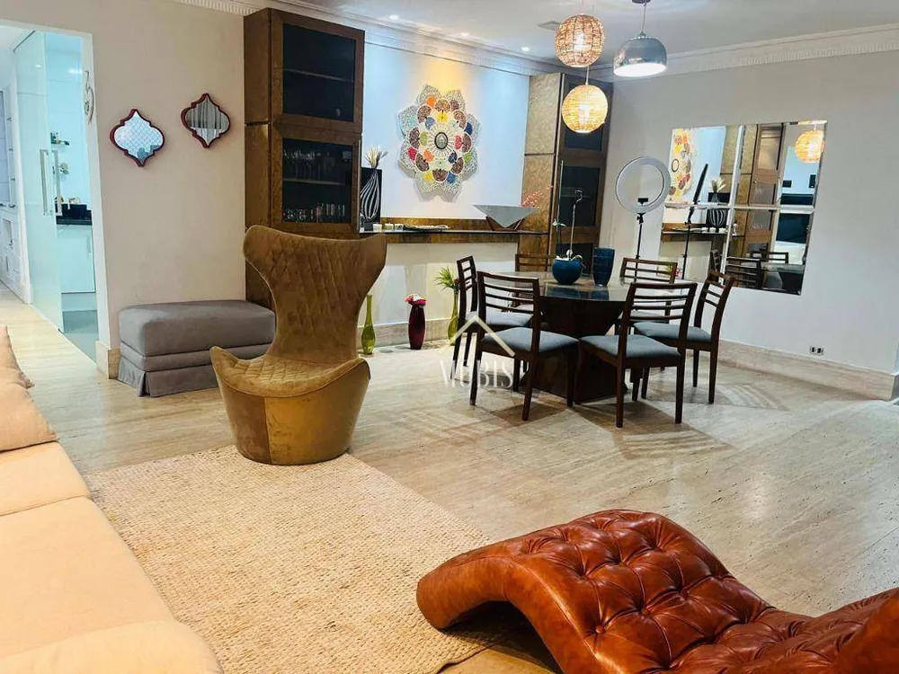 Apartamento, 3 quartos, 191 m² - Foto 1