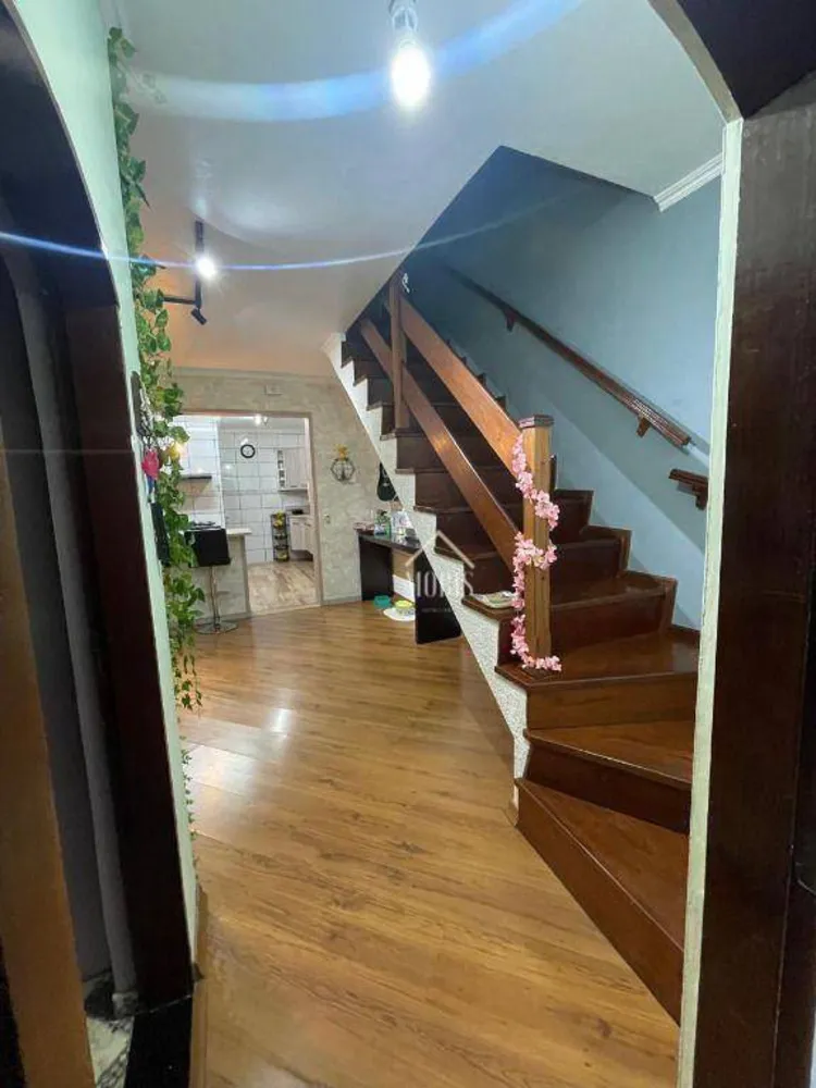 Sobrado, 4 quartos, 215 m² - Foto 3