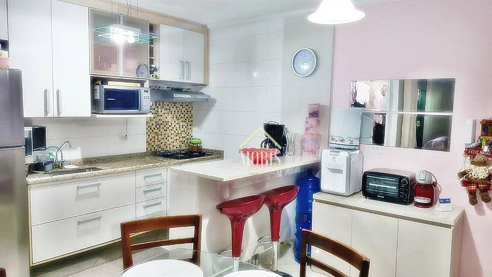 Apartamento à venda com 2 quartos, 62m² - Foto 1