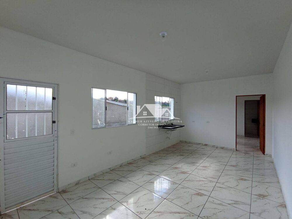 Casa à venda com 2 quartos, 56m² - Foto 2