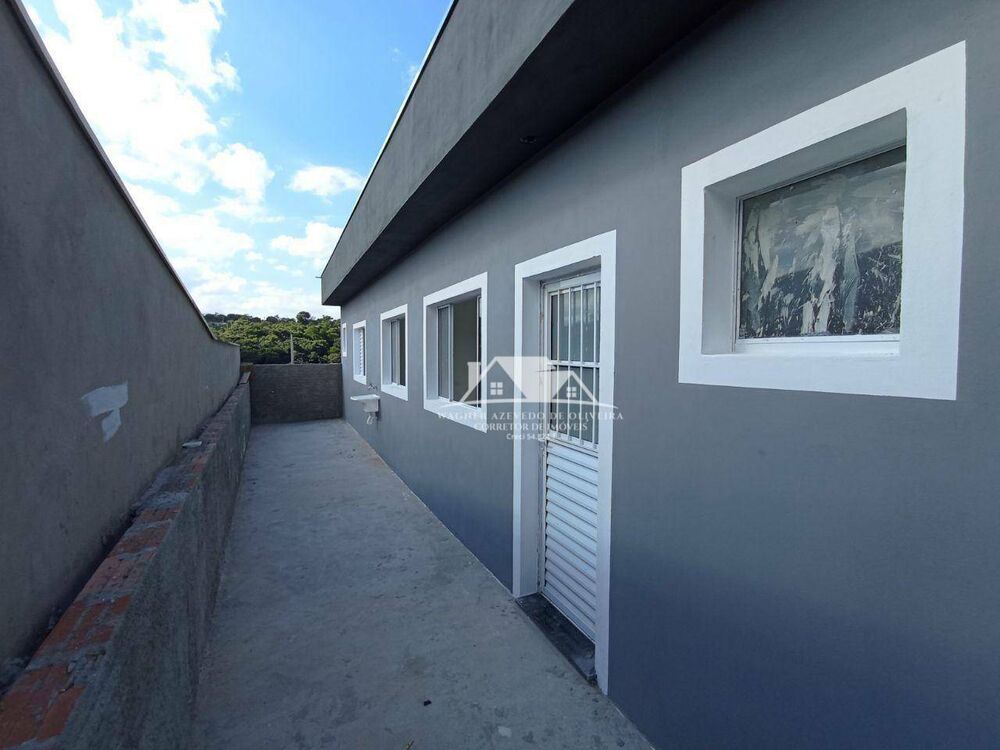 Casa à venda com 2 quartos, 56m² - Foto 1
