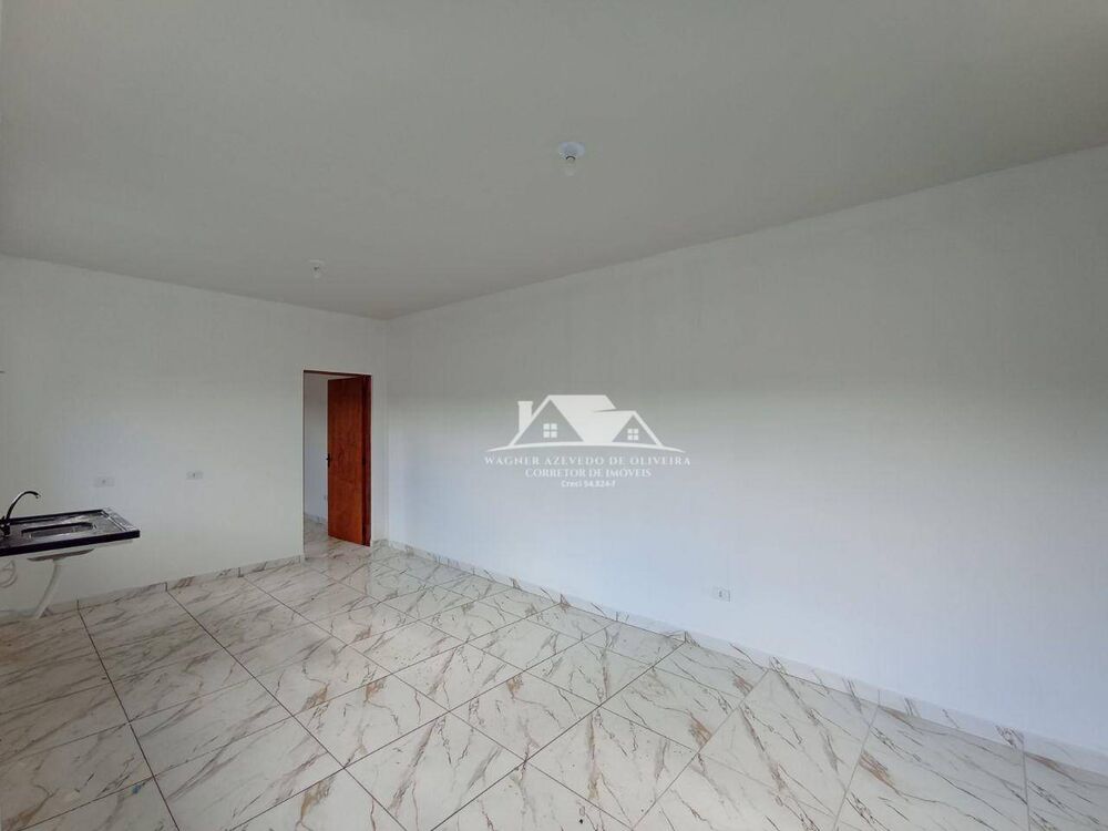 Casa à venda com 2 quartos, 56m² - Foto 4