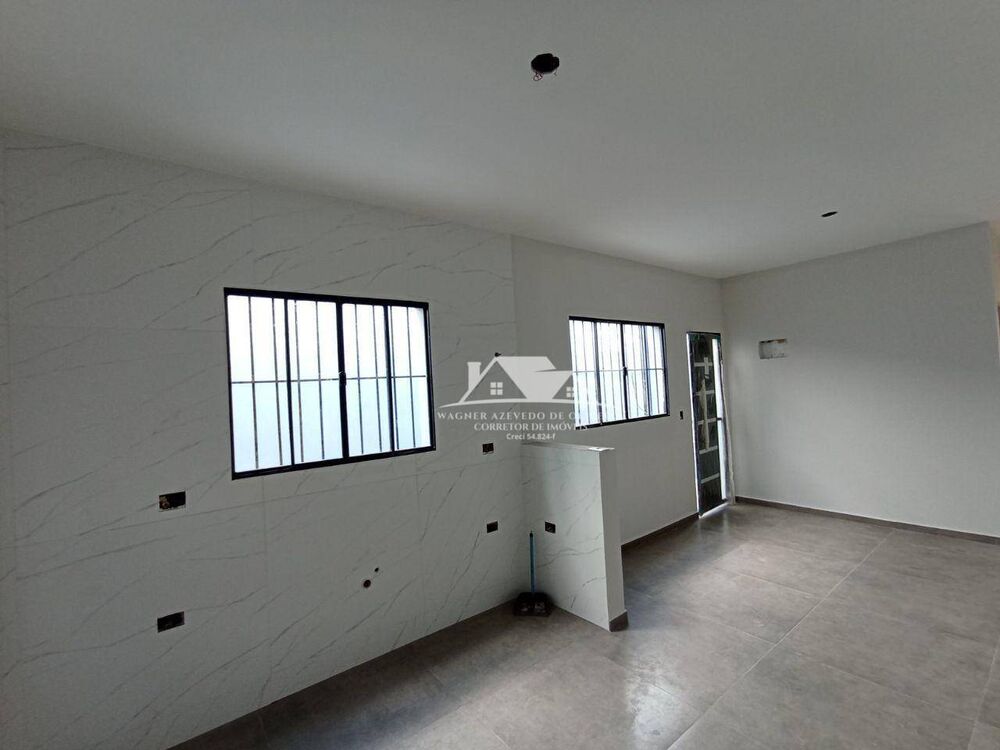 Casa à venda com 2 quartos, 59m² - Foto 4