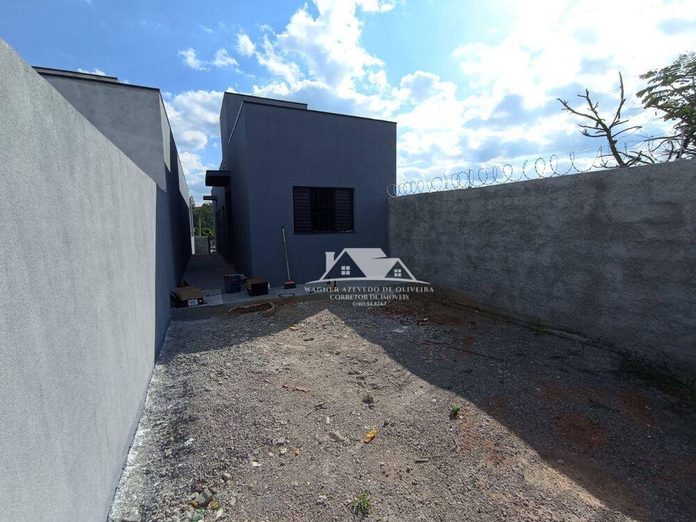 Casa à venda com 2 quartos, 59m² - Foto 2