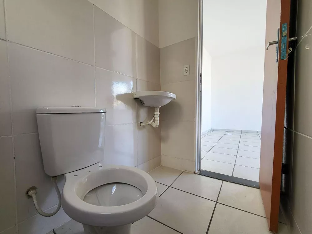 Casa à venda com 2 quartos, 51m² - Foto 6