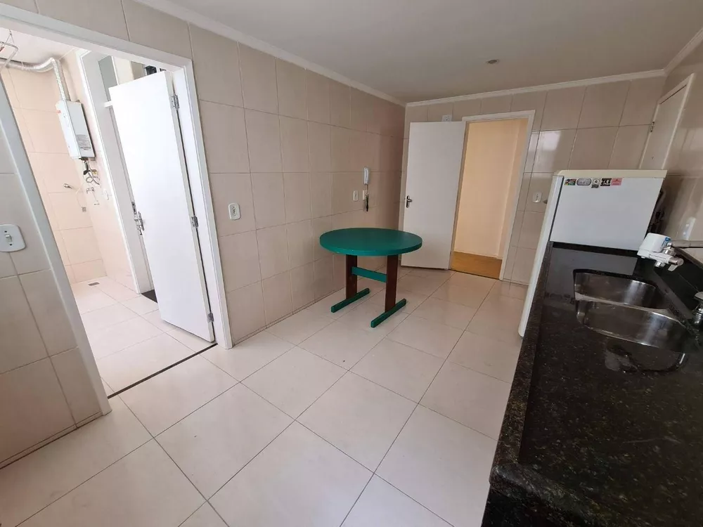 Apartamento à venda com 2 quartos, 85m² - Foto 2