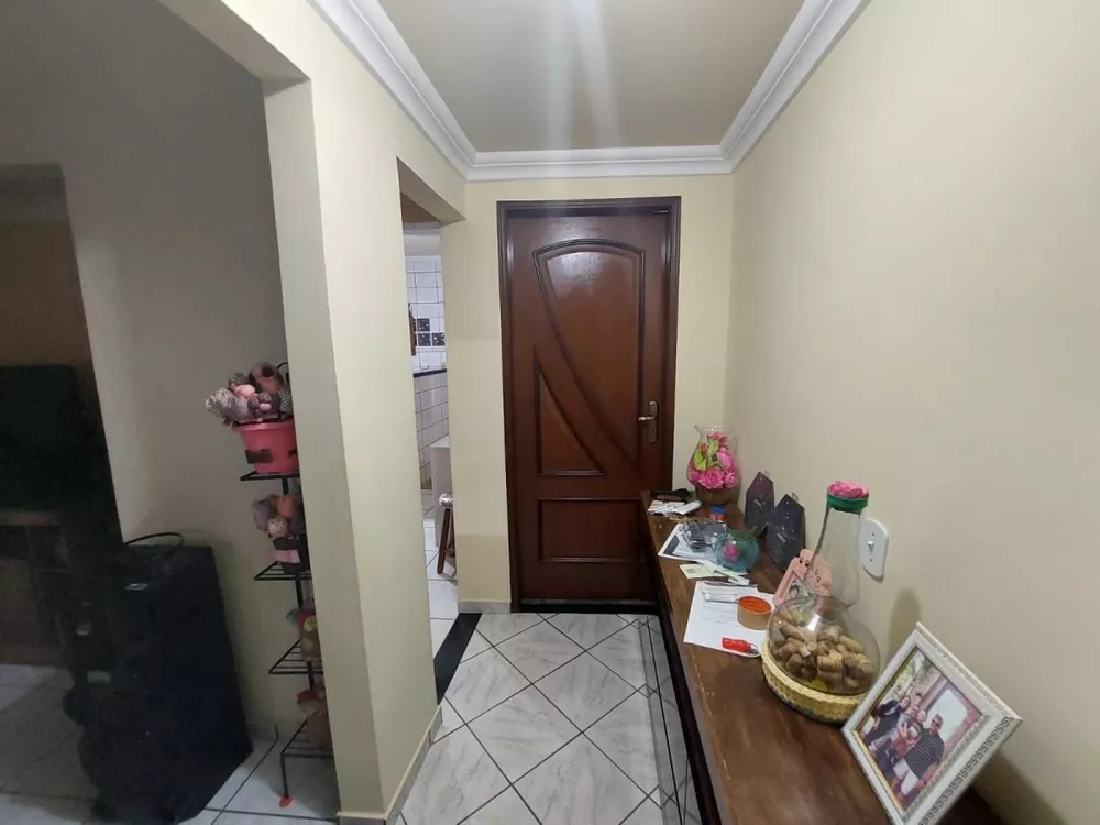 Casa, 3 quartos, 200 m² - Foto 11