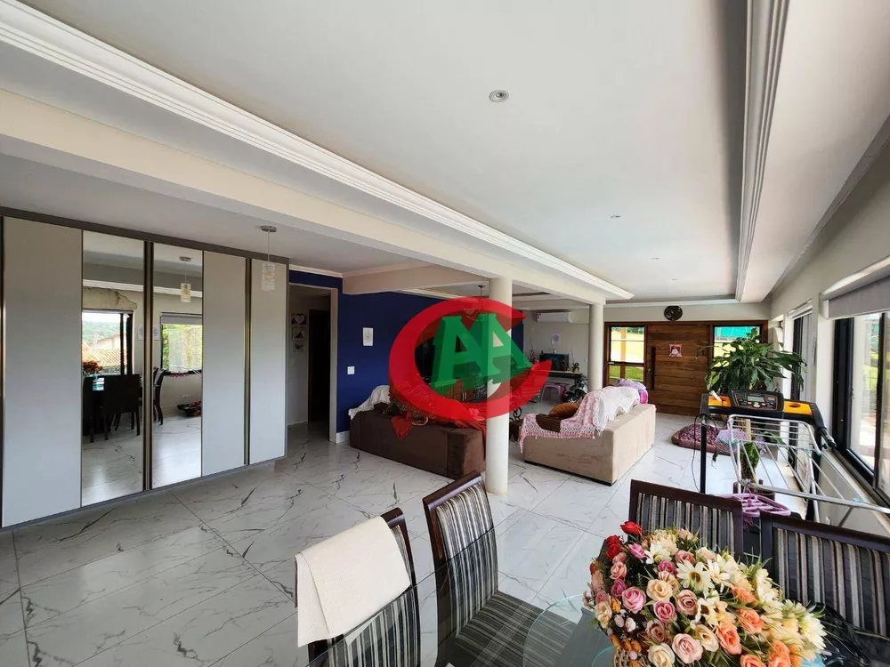 Chácara, 3 quartos, 3040 m² - Foto 3