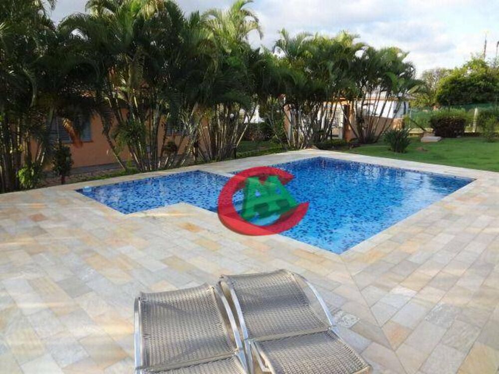 Chácara à venda com 4 quartos, 442m² - Foto 2