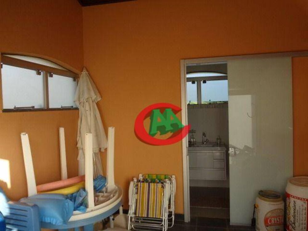 Chácara à venda com 4 quartos, 442m² - Foto 1