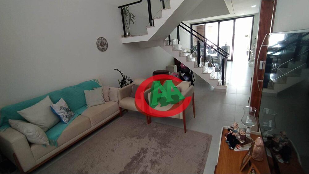 Sobrado, 3 quartos, 200 m² - Foto 2