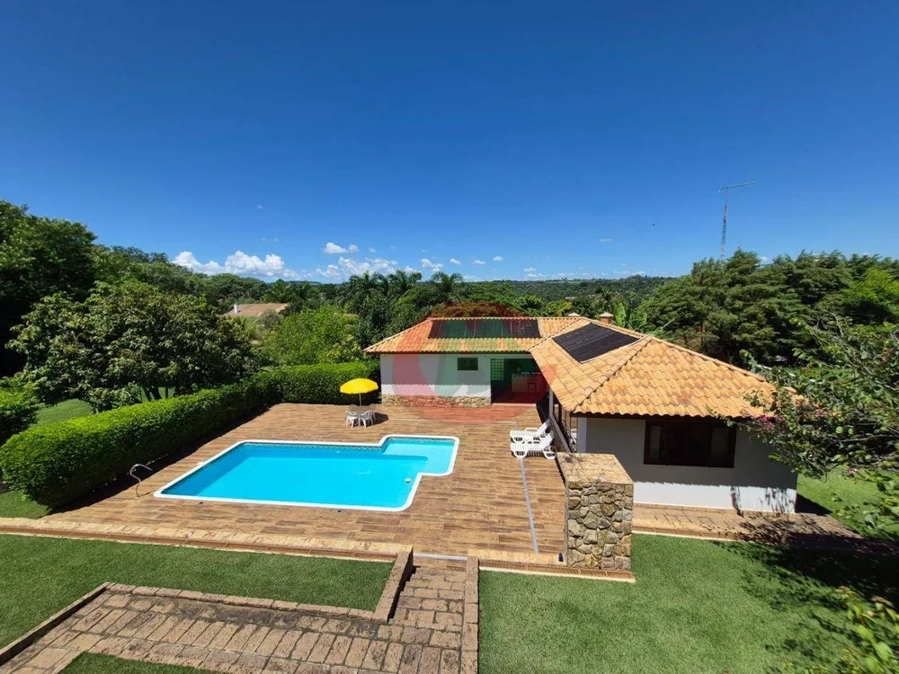 Chácara, 3 quartos, 3000 m² - Foto 1