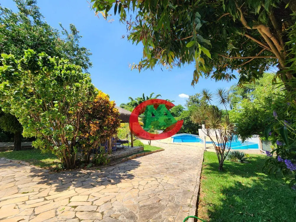 Chácara, 3 quartos, 1500 m² - Foto 1