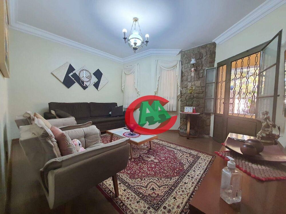 Casa à venda com 3 quartos, 224m² - Foto 3