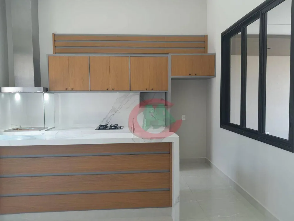 Casa, 3 quartos, 195 m² - Foto 2