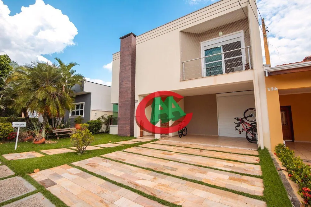 Sobrado, 3 quartos, 259 m² - Foto 1