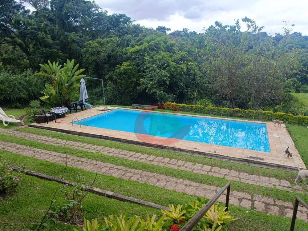Chácara, 4 quartos, 2000 m² - Foto 1
