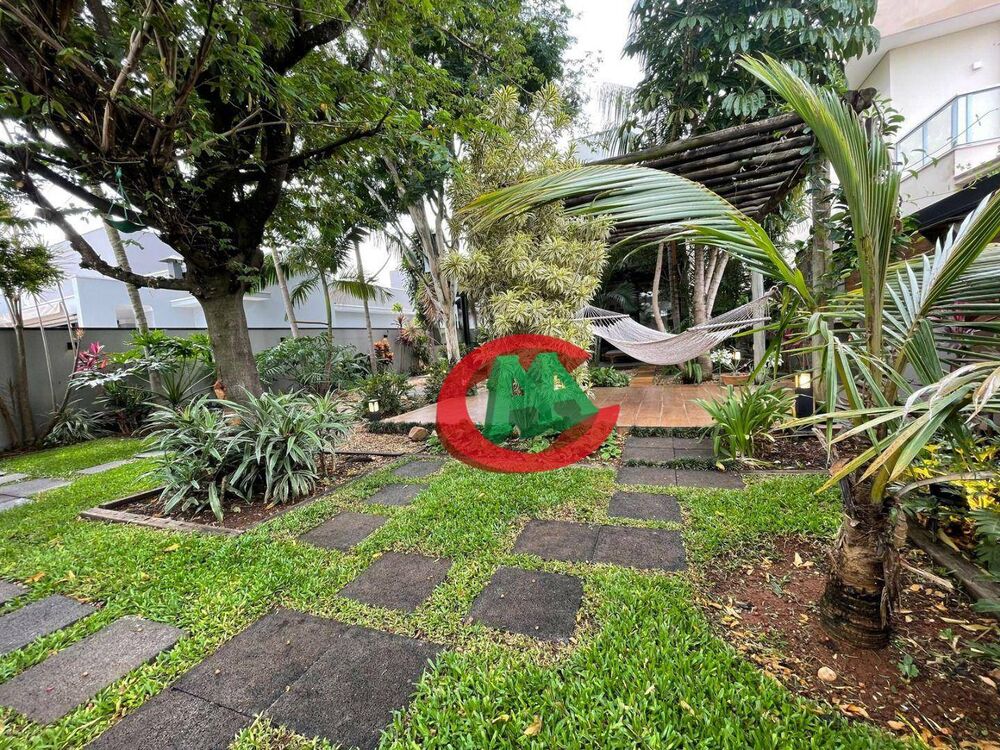 Sobrado para alugar com 3 quartos, 220m² - Foto 1