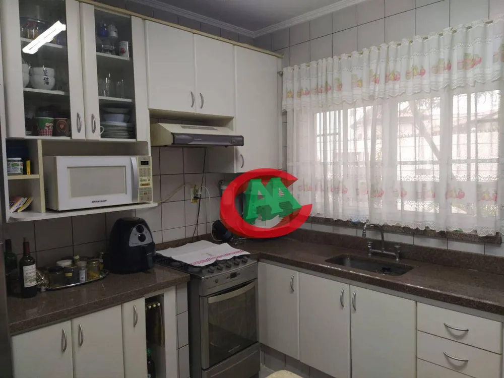 Casa, 3 quartos, 208 m² - Foto 6