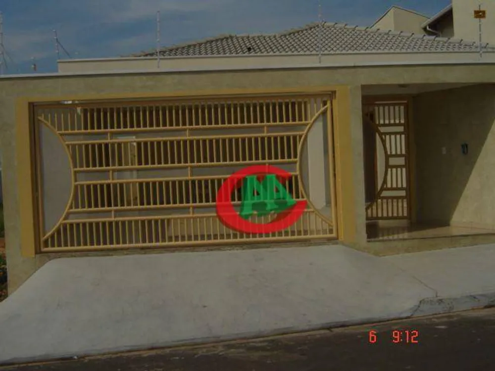 Casa, 3 quartos, 190 m² - Foto 2
