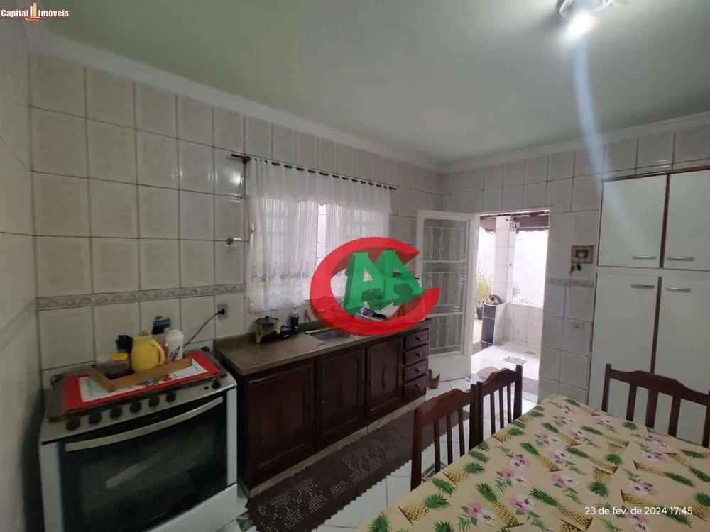 Casa, 3 quartos, 162 m² - Foto 2
