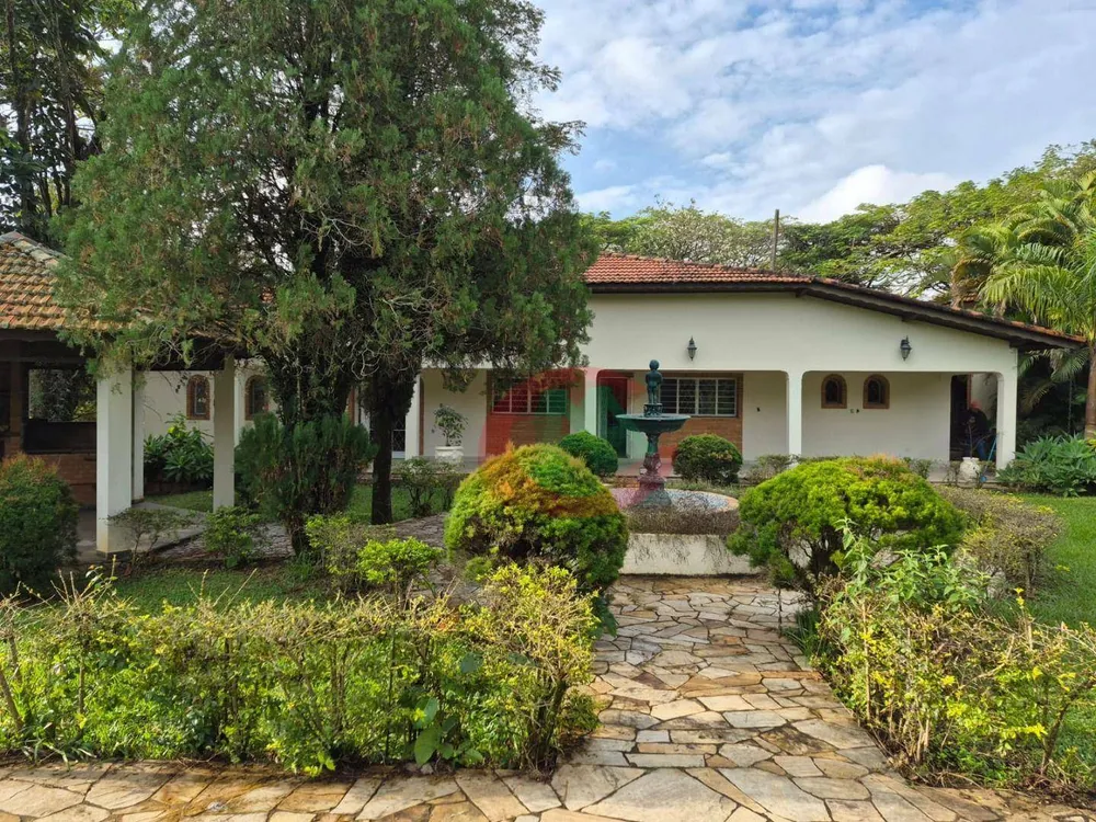 Chácara, 5 quartos, 5000 m² - Foto 1