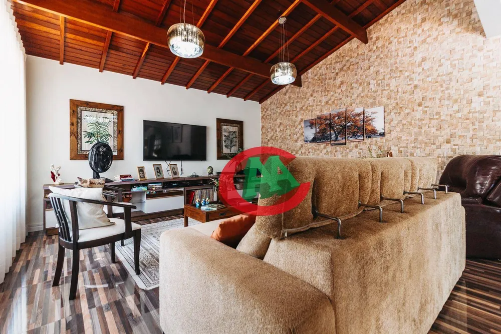 Chácara, 3 quartos, 2350 m² - Foto 7