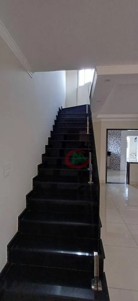 Casa, 3 quartos, 204 m² - Foto 12