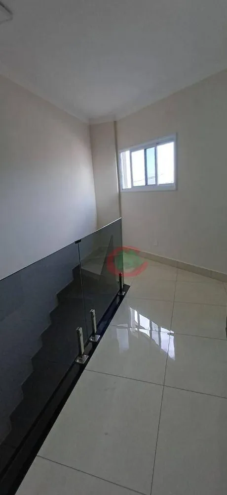 Casa, 3 quartos, 204 m² - Foto 2