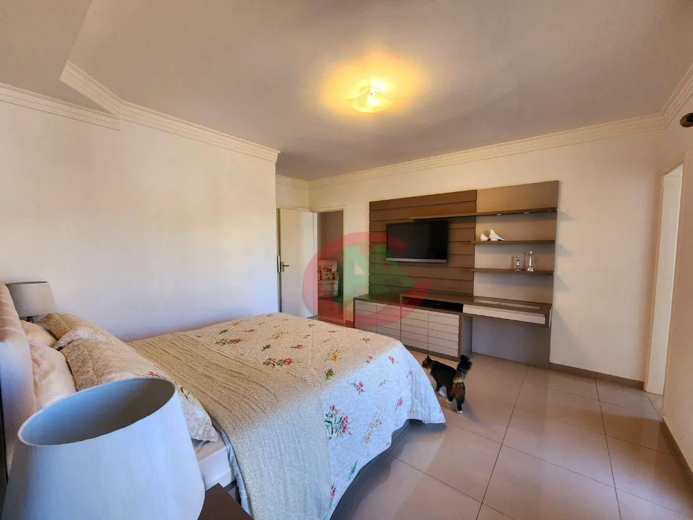 Sobrado, 3 quartos, 318 m² - Foto 8