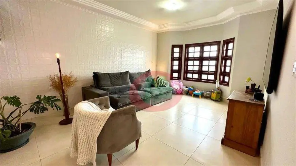 Sobrado, 4 quartos, 247 m² - Foto 1