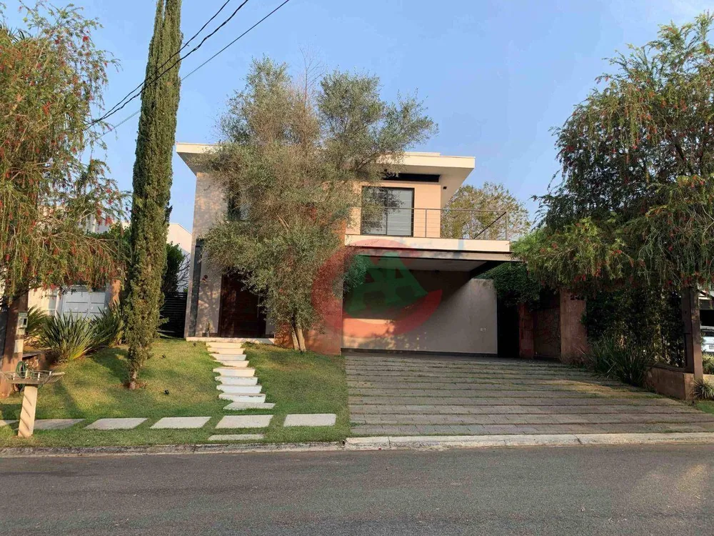 Sobrado, 3 quartos, 237 m² - Foto 1