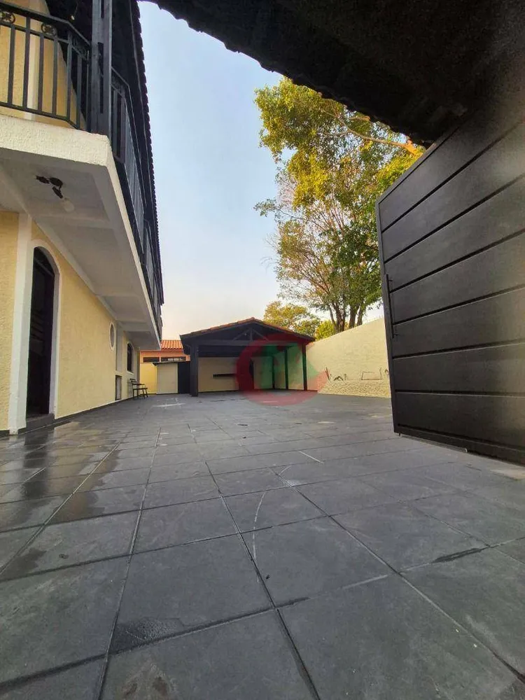 Sobrado, 3 quartos, 250 m² - Foto 1