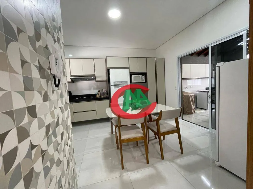 Casa, 3 quartos, 138 m² - Foto 3
