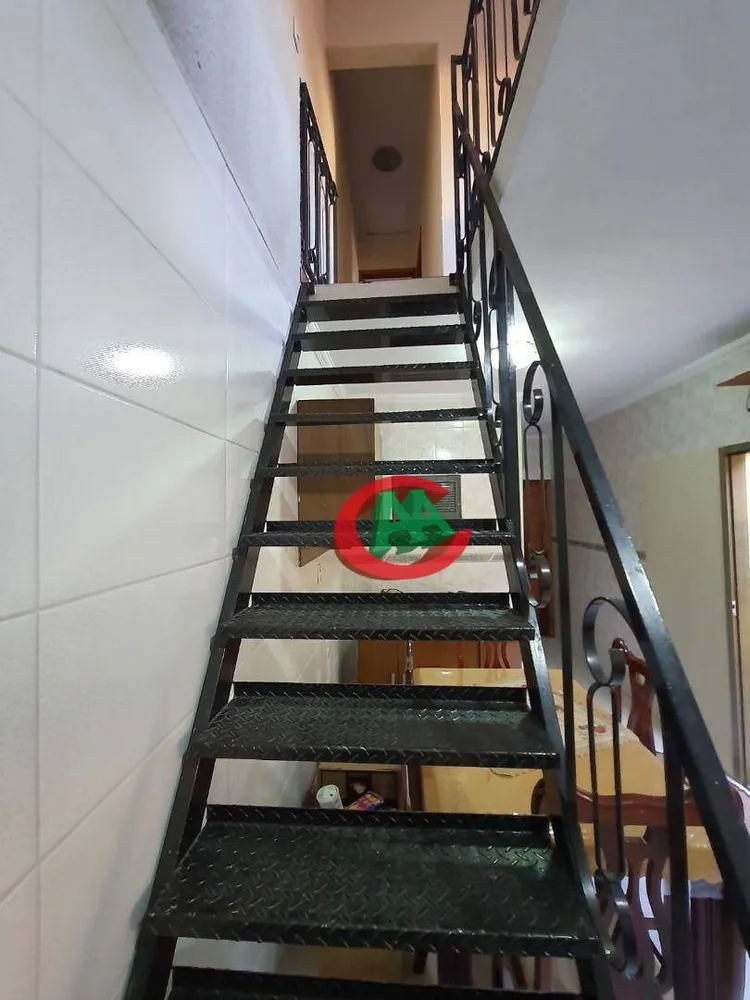 Casa, 3 quartos, 224 m² - Foto 1