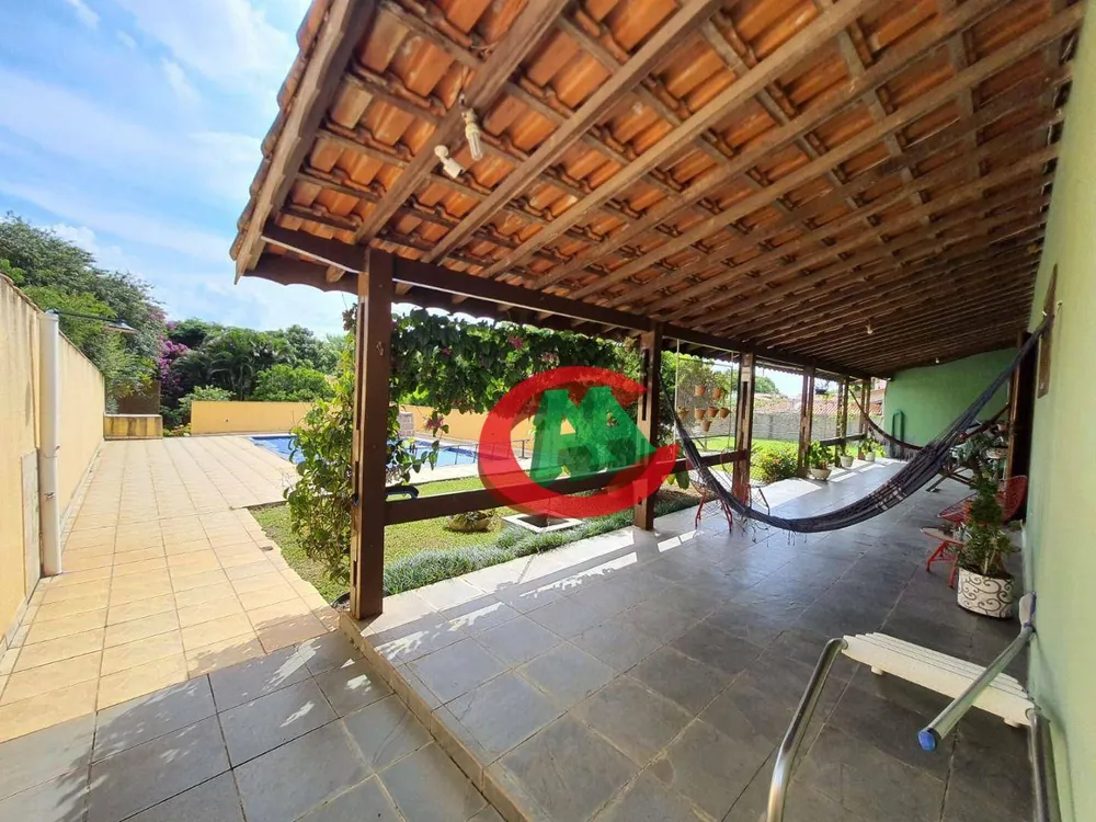 Chácara, 3 quartos, 1000 m² - Foto 1