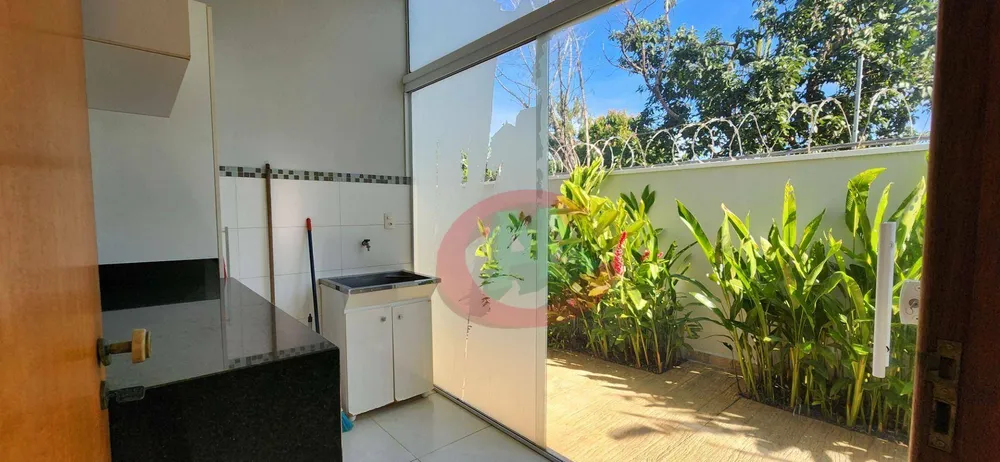 Sobrado, 3 quartos, 226 m² - Foto 2