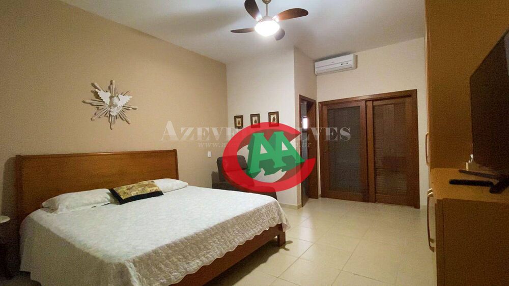 Chácara à venda com 4 quartos, 1000m² - Foto 8