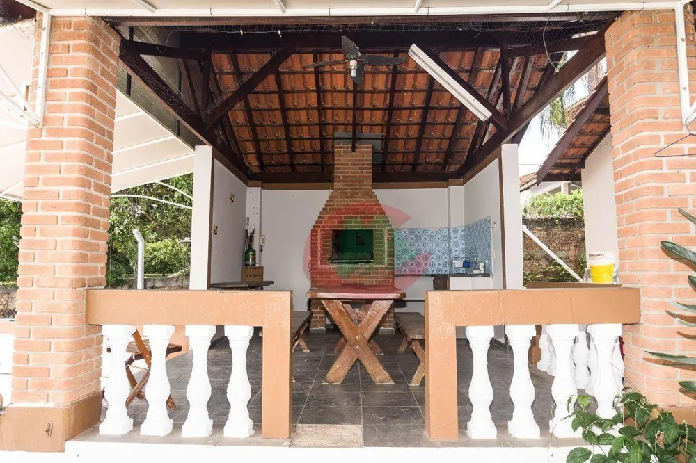Chácara, 4 quartos, 1000 m² - Foto 4