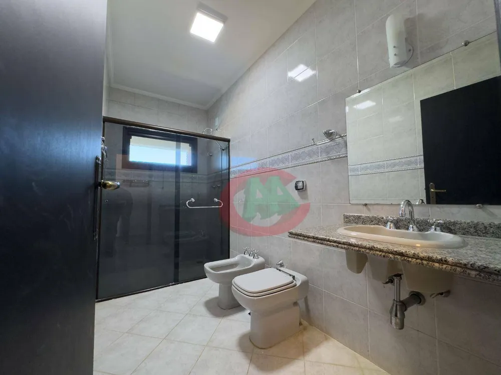 Chácara, 4 quartos, 2250 m² - Foto 5