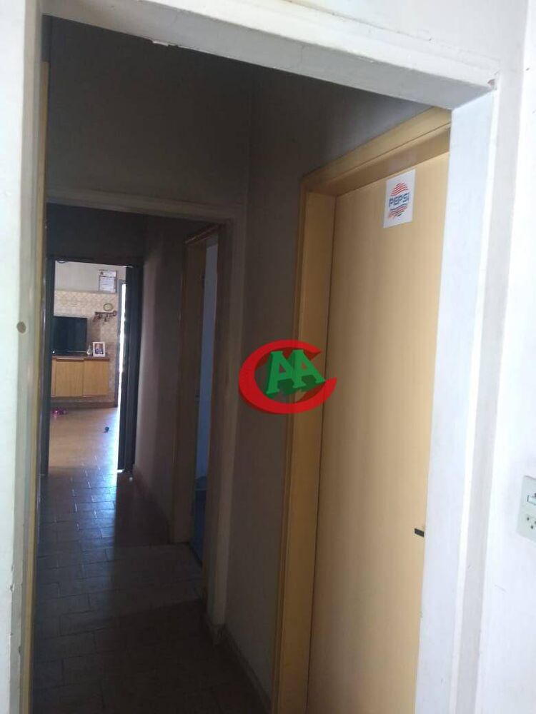 Casa à venda com 5 quartos, 222m² - Foto 5